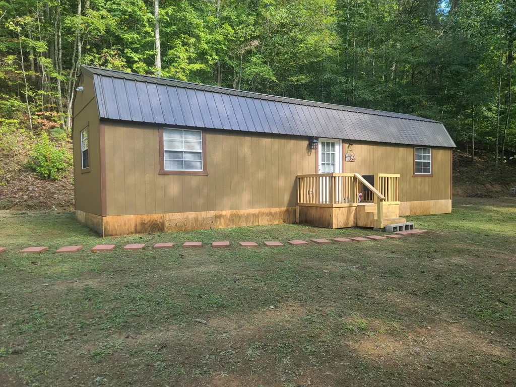 799 Coal Hollow Road Manchester KY 40962