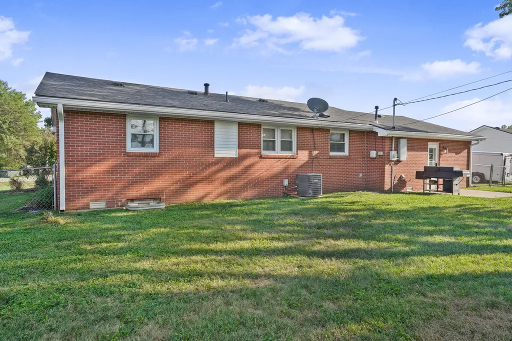 104 Morningside Drive Lawrenceburg KY 40342
