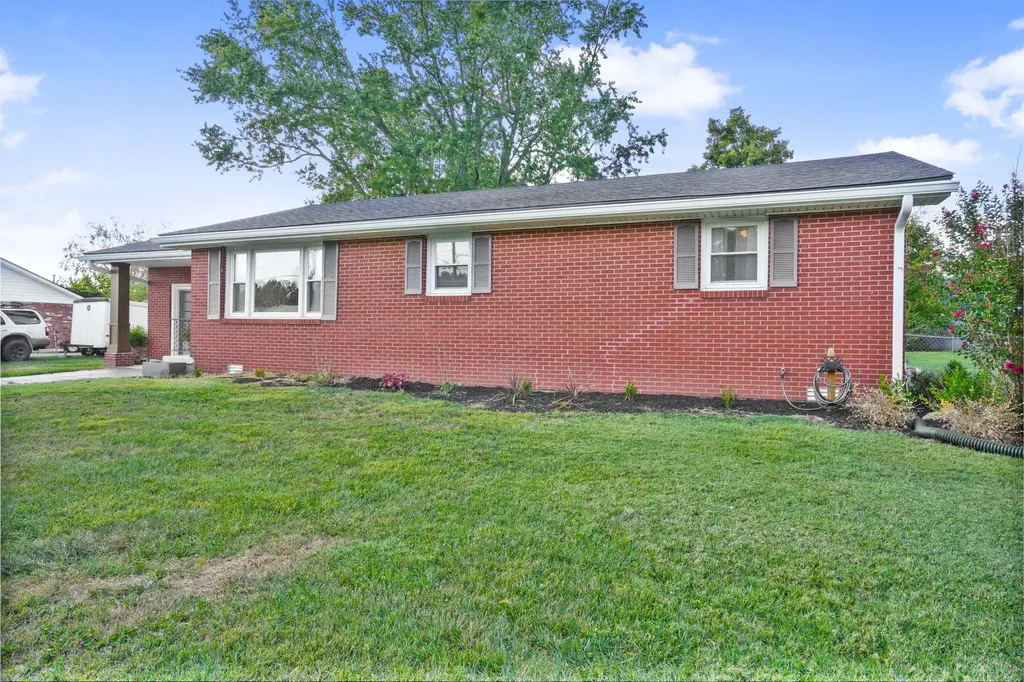104 Morningside Drive Lawrenceburg KY 40342