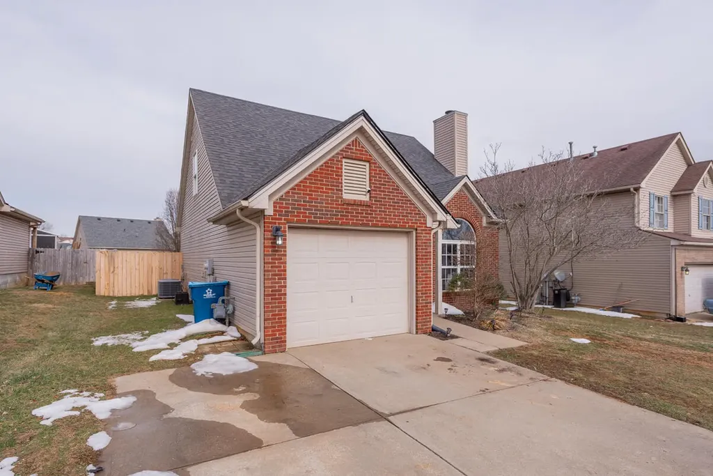 106 Ransom Trace Georgetown KY 40324