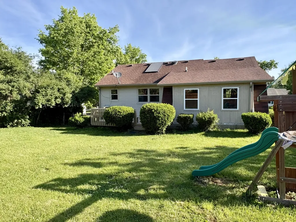 1704 Masters Lane Lexington KY 40515