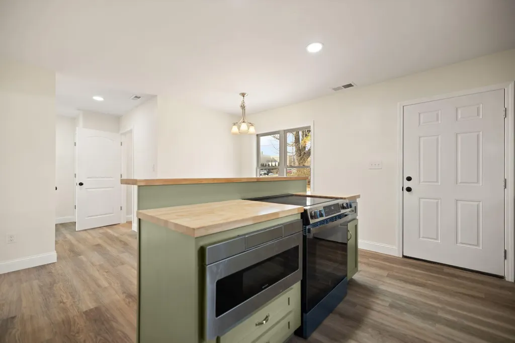 220 Newcomb Avenue Mt Vernon KY 40456