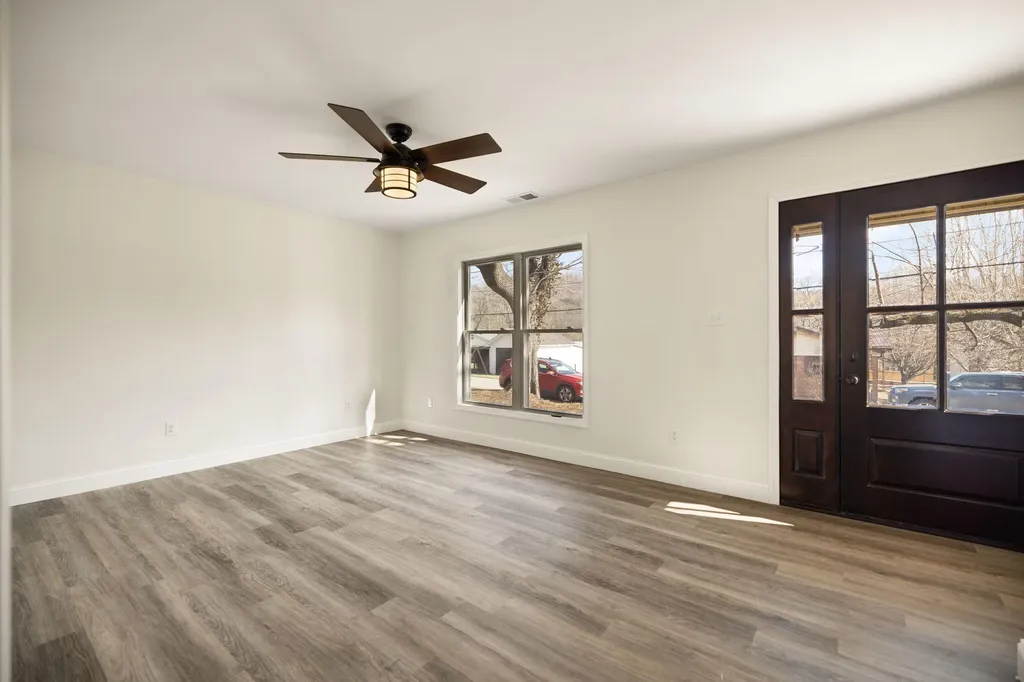 220 Newcomb Avenue Mt Vernon KY 40456