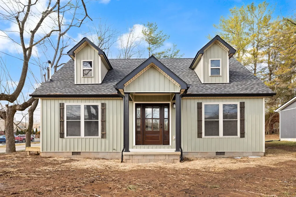 220 Newcomb Avenue Mt Vernon KY 40456