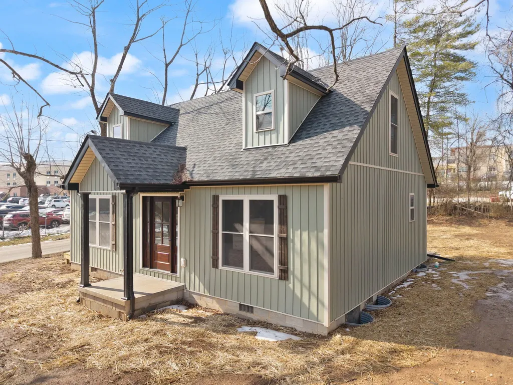 220 Newcomb Avenue Mt Vernon KY 40456