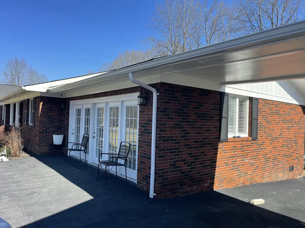 184 Osborne Road Pineville KY 40977