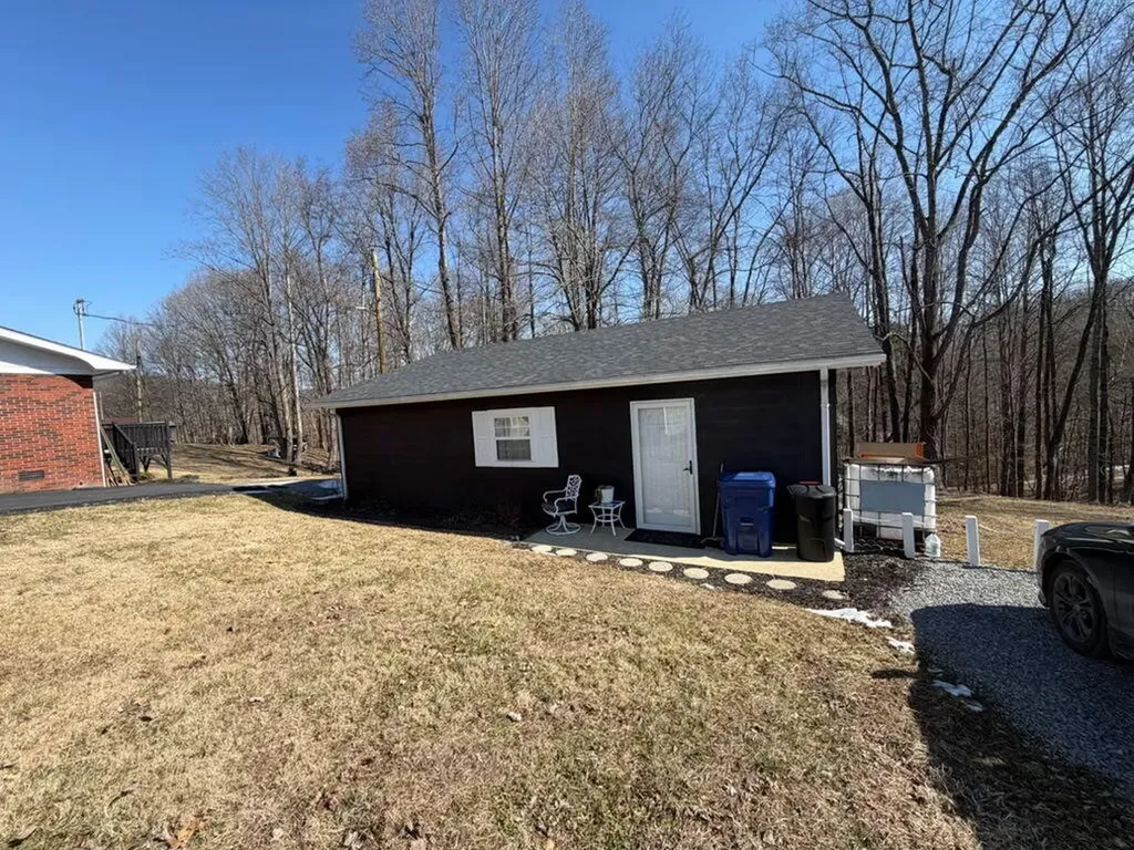 184 Osborne Road Pineville KY 40977