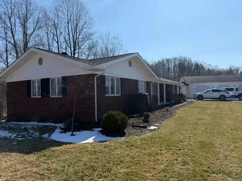 184 Osborne Road Pineville KY 40977