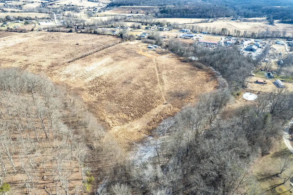 6835 Levee Road Jeffersonville KY 40337