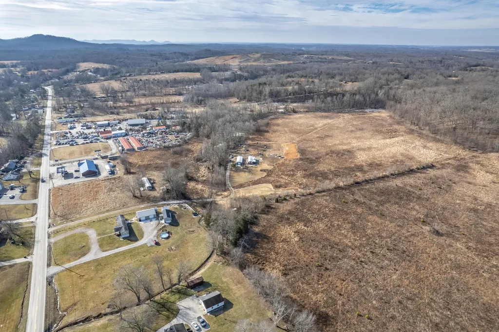 6835 Levee Road Jeffersonville KY 40337