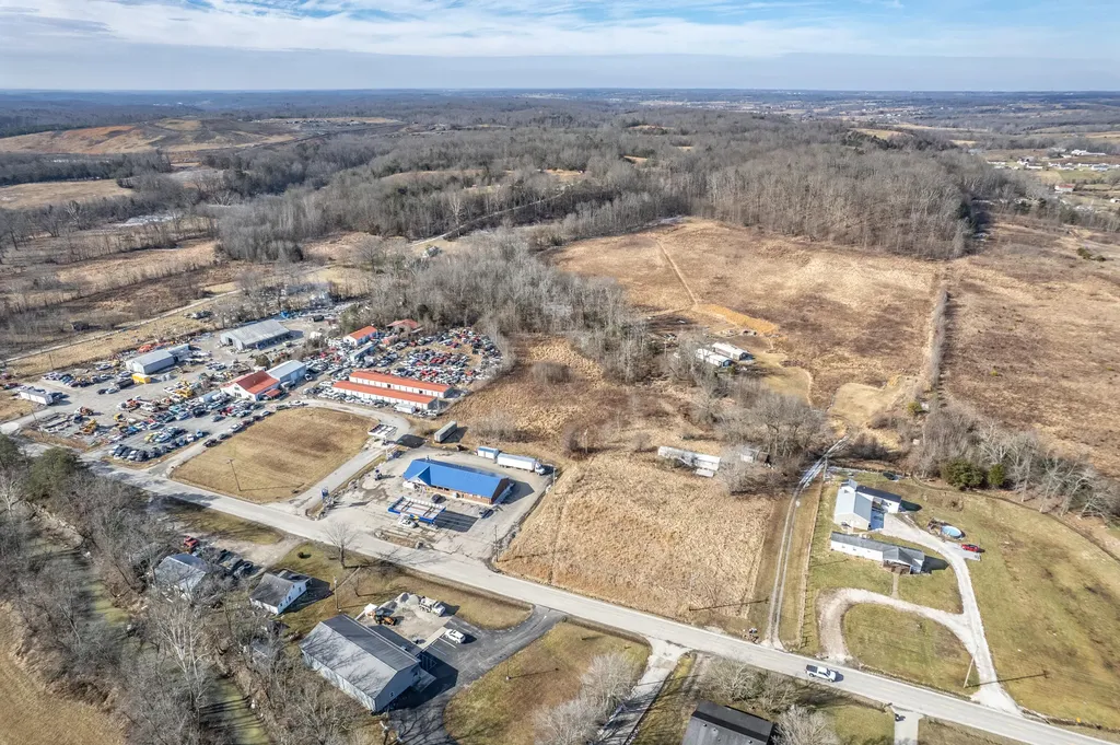 6835 Levee Road Jeffersonville KY 40337
