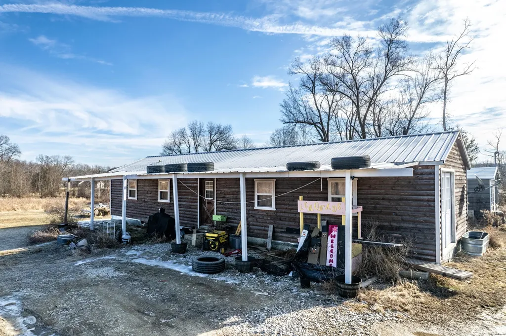 6835 Levee Road Jeffersonville KY 40337