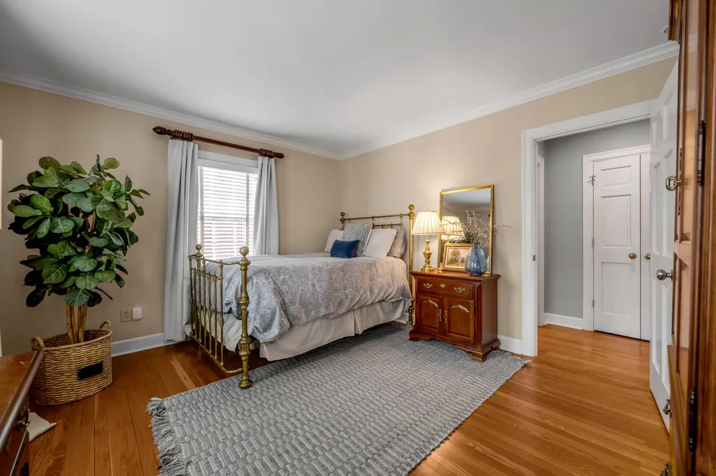 325 Kingsway Drive Lexington KY 40502