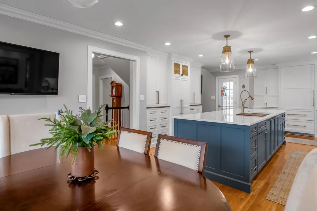 325 Kingsway Drive Lexington KY 40502