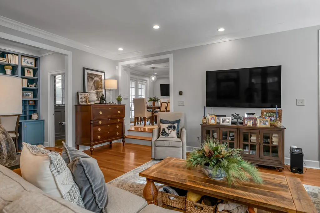 325 Kingsway Drive Lexington KY 40502