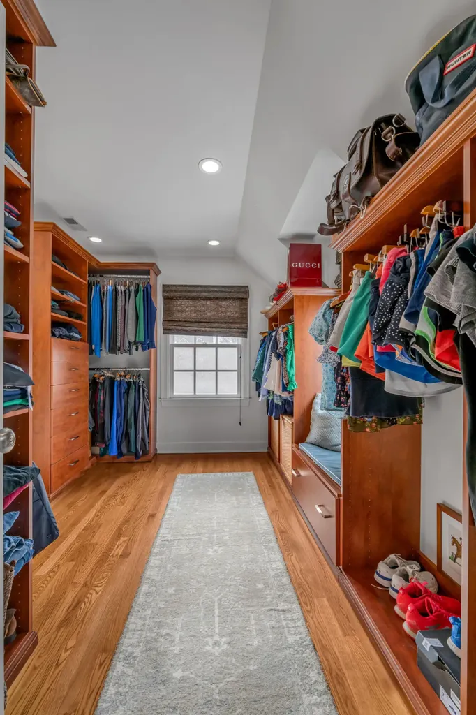 325 Kingsway Drive Lexington KY 40502