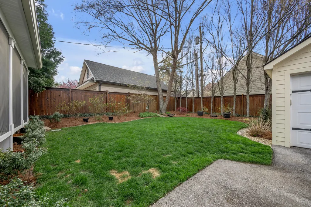 325 Kingsway Drive Lexington KY 40502