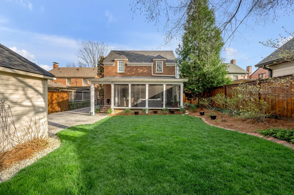 325 Kingsway Drive Lexington KY 40502