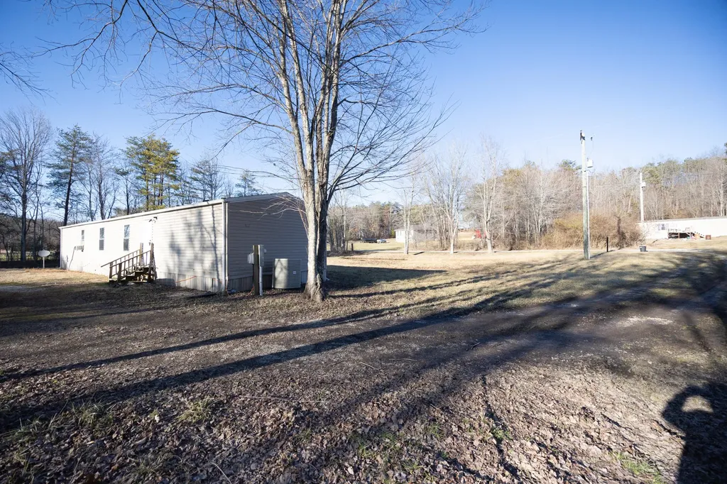 843 Campbell Road Corbin KY 40701