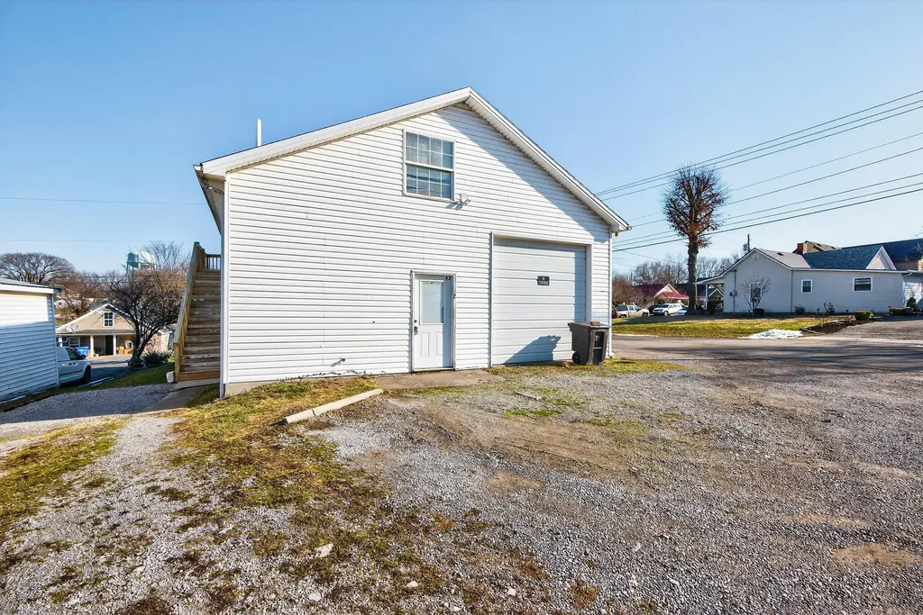 144 Holly Avenue Winchester KY 40391
