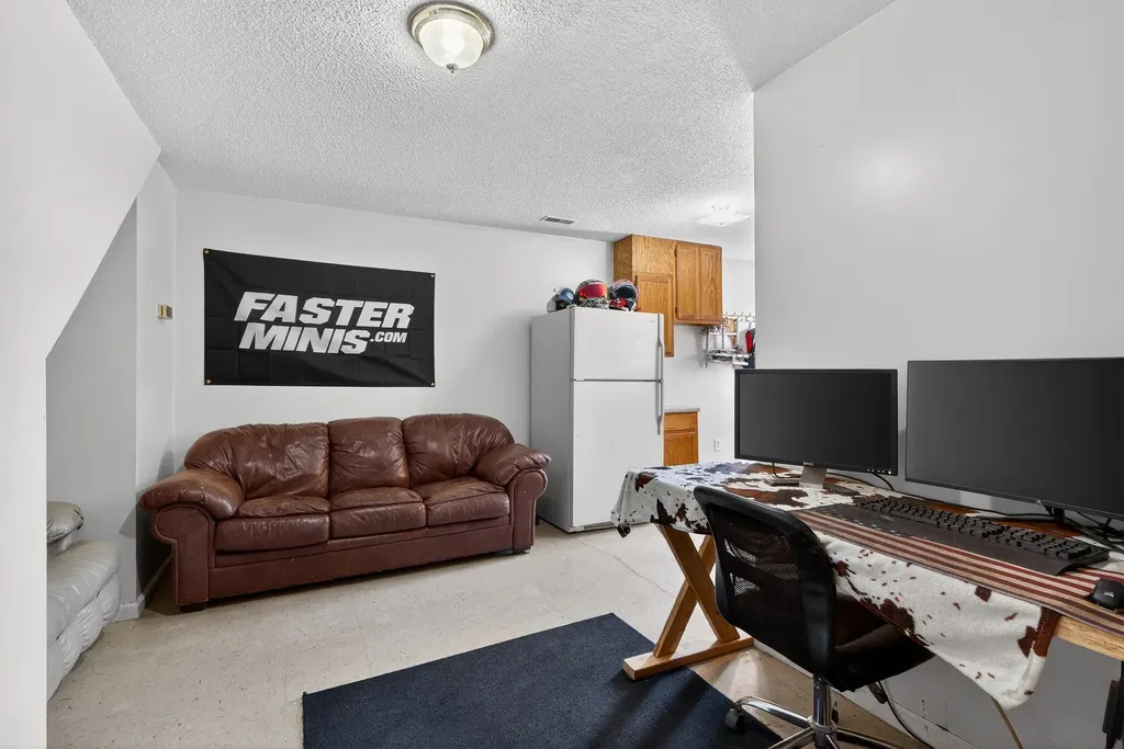 144 Holly Avenue Winchester KY 40391