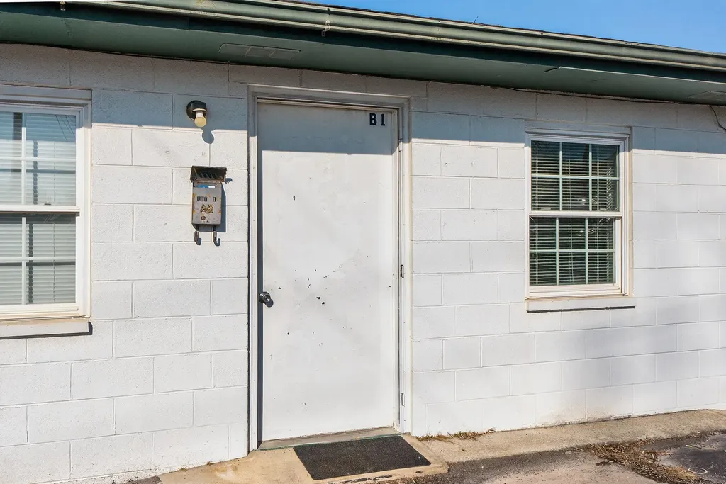 144 Holly Avenue Winchester KY 40391