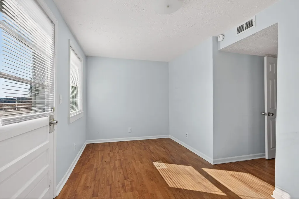 144 Holly Avenue Winchester KY 40391