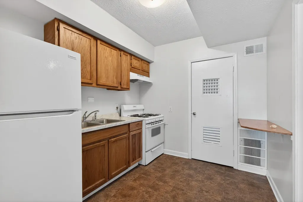 144 Holly Avenue Winchester KY 40391
