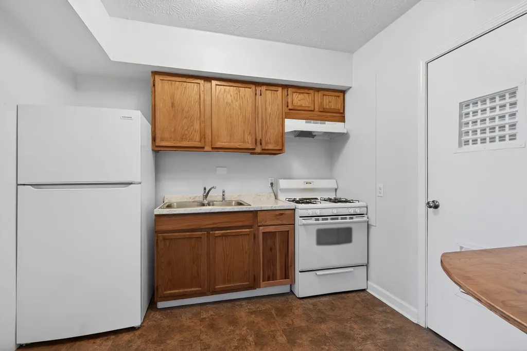 144 Holly Avenue Winchester KY 40391