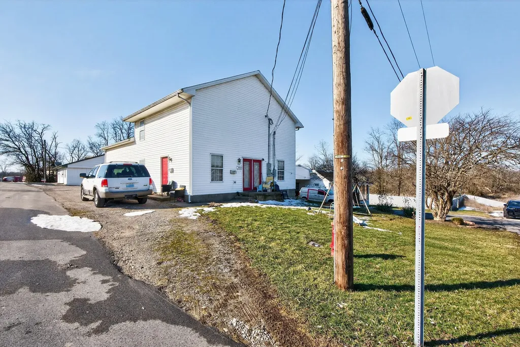 144 Holly Avenue Winchester KY 40391