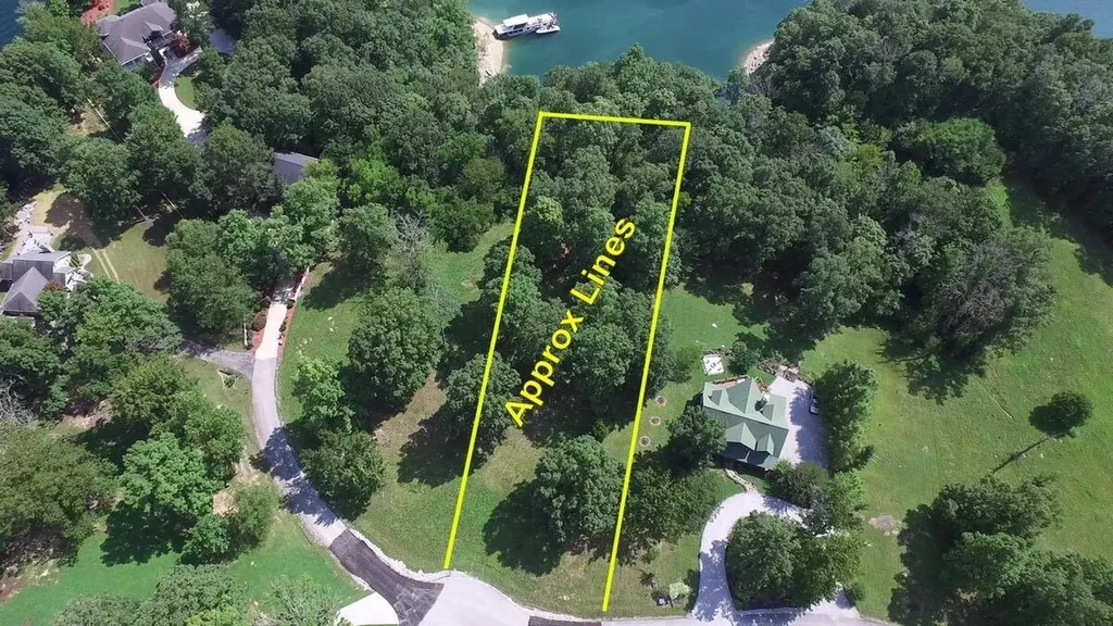 29 Hickory Point Drive Monticello KY 42633