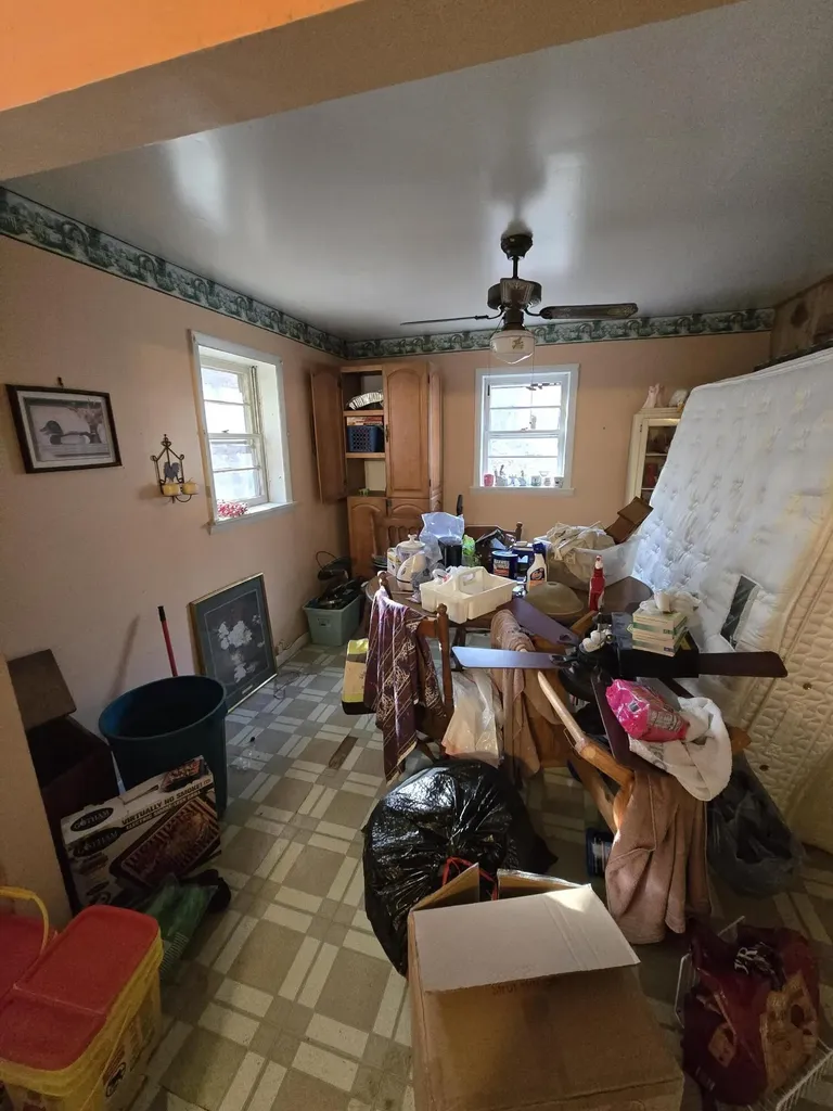60 Dorothy Lane Hyden KY 41749