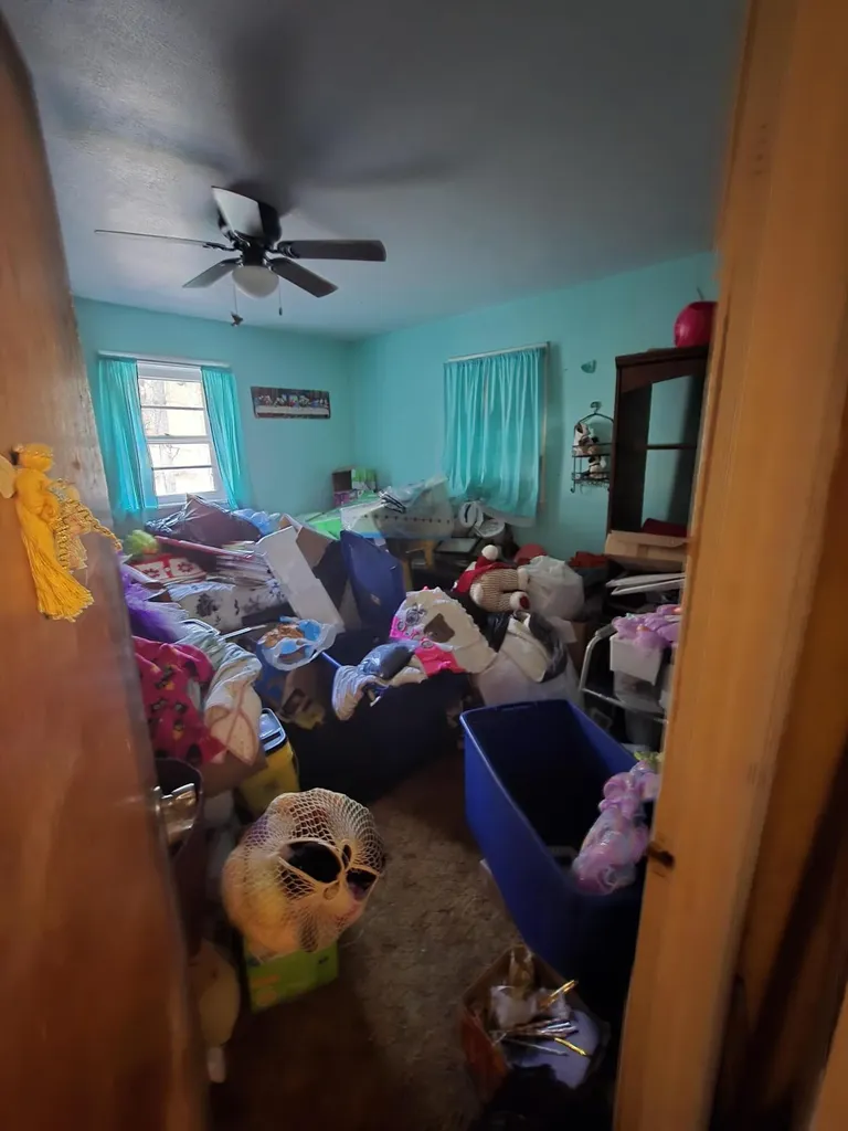 60 Dorothy Lane Hyden KY 41749
