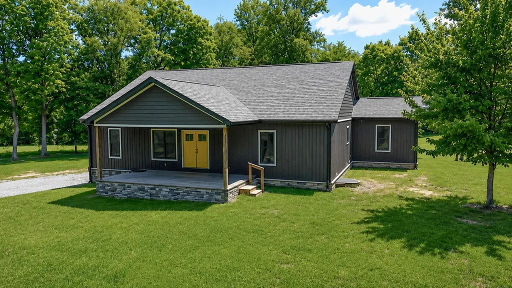 226 W Wilson Road Russell Springs KY 42642