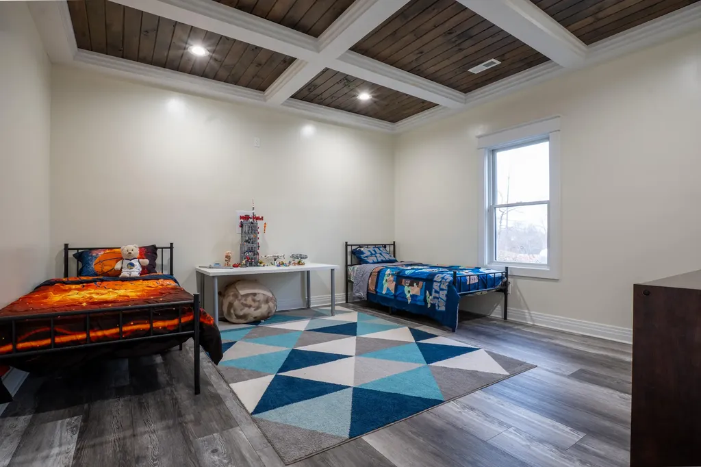 226 W Wilson Road Russell Springs KY 42642