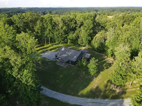 226 W Wilson Road Russell Springs KY 42642