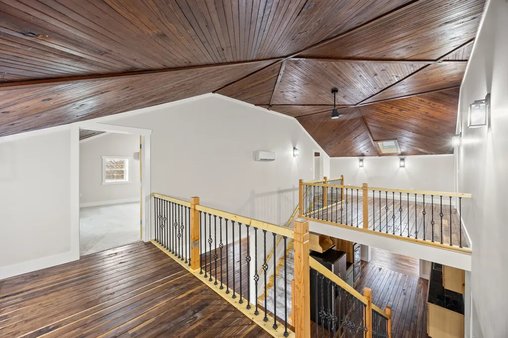 4646 Hinton Webber Road Corinth KY 41010