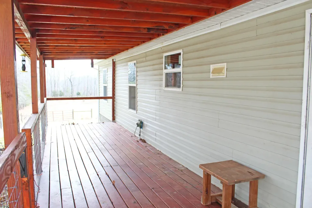 1036 Jesse Sears Road Somerset KY 42501