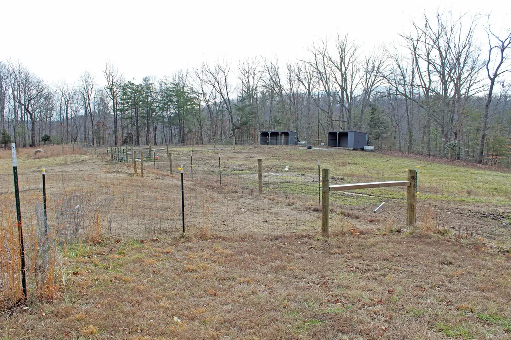 1036 Jesse Sears Road Somerset KY 42501