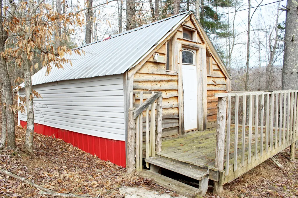 1036 Jesse Sears Road Somerset KY 42501