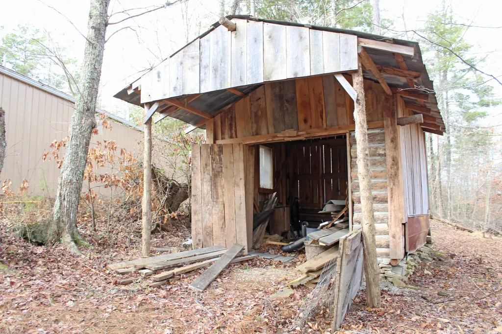 1036 Jesse Sears Road Somerset KY 42501