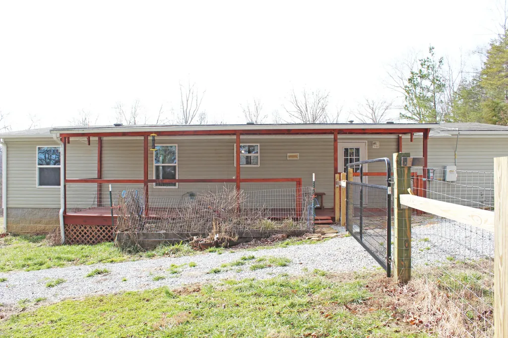 1036 Jesse Sears Road Somerset KY 42501