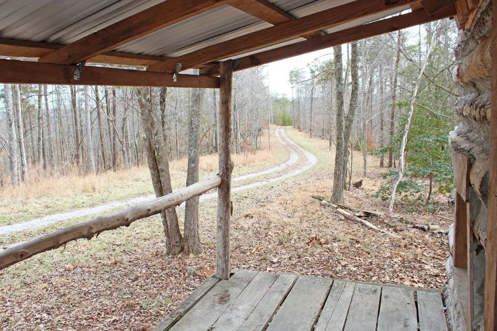 1036 Jesse Sears Road Somerset KY 42501