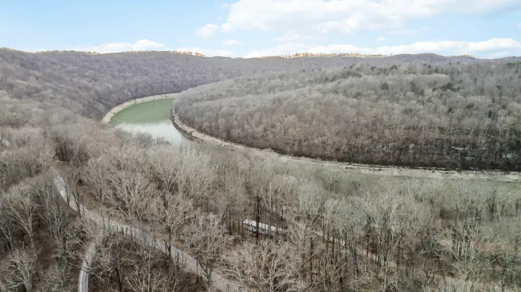 44 John Drive Burnside KY 42519