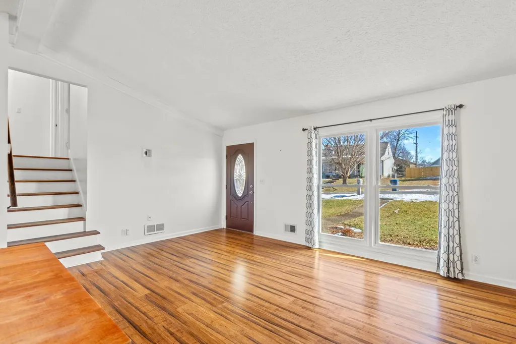 8010 Northern Spy Drive Louisville KY 40228