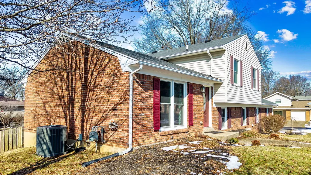 8010 Northern Spy Drive Louisville KY 40228