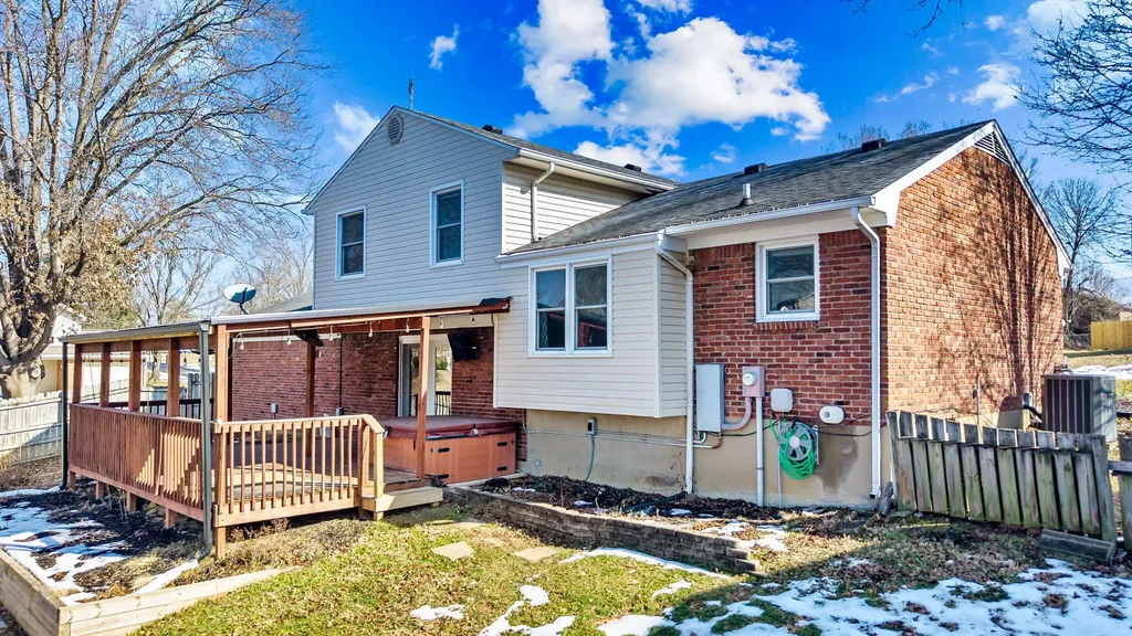 8010 Northern Spy Drive Louisville KY 40228