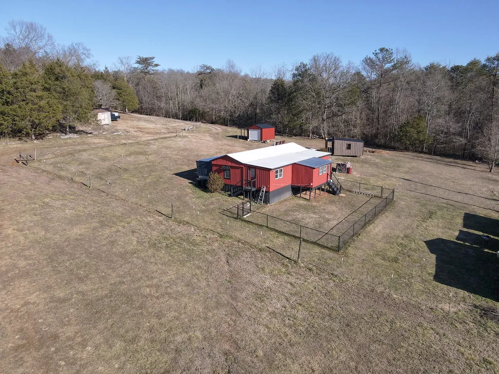 814 Parmleysville Road Monticello KY 42633
