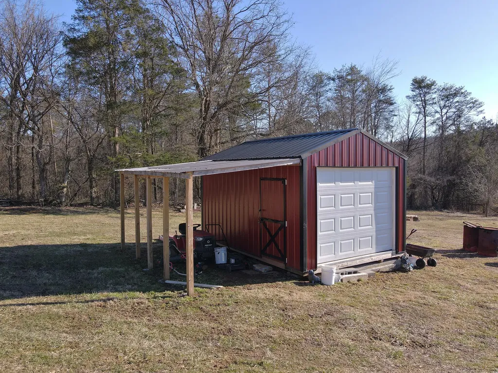 814 Parmleysville Road Monticello KY 42633