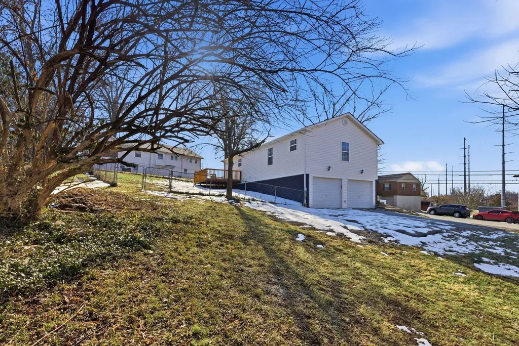 171 Rolling Acres Drive Frankfort KY 40601